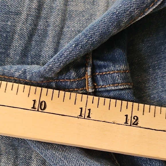 Madewell High Rise Denim- 4 Button Fly Shorts - Picture 4 of 8